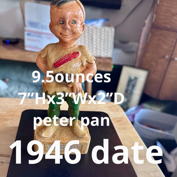 Vintage Peter Pan Red Feather Community Chest 1946 Campaign Award Figurine - Picture 8 of 9